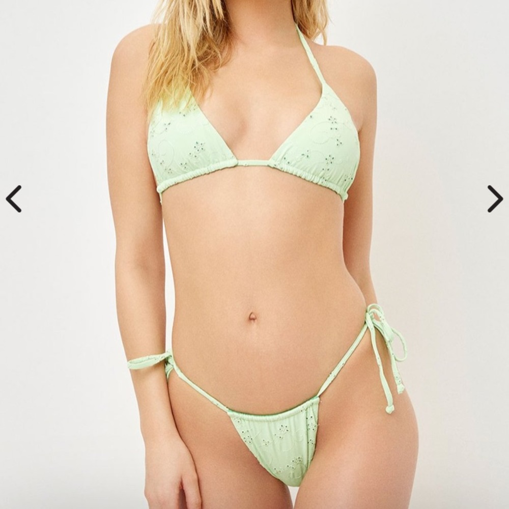 Frankies bikinis Tess top in mint